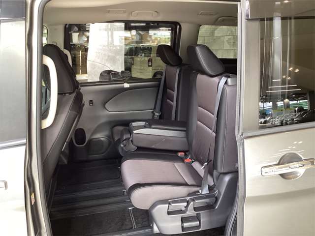 日産 セレナ ２．０ ハイウェイスター Ｖ R3年 (近畿) 99