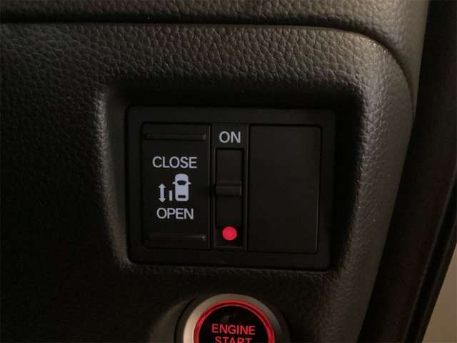 ホンダ Ｎ　ＢＯＸ カスタム ６６０ Ｌ R5年 (近畿) 99