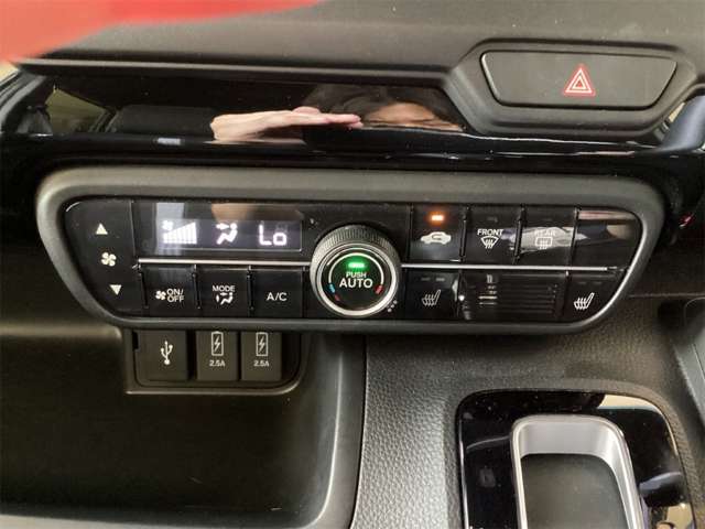 ホンダ Ｎ　ＢＯＸ カスタム ６６０ Ｌ R4年 (近畿) 99
