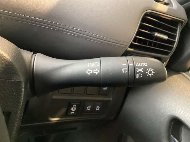 日産 セレナ ２．０ ハイウェイスター Ｖ R3年 (近畿) 99