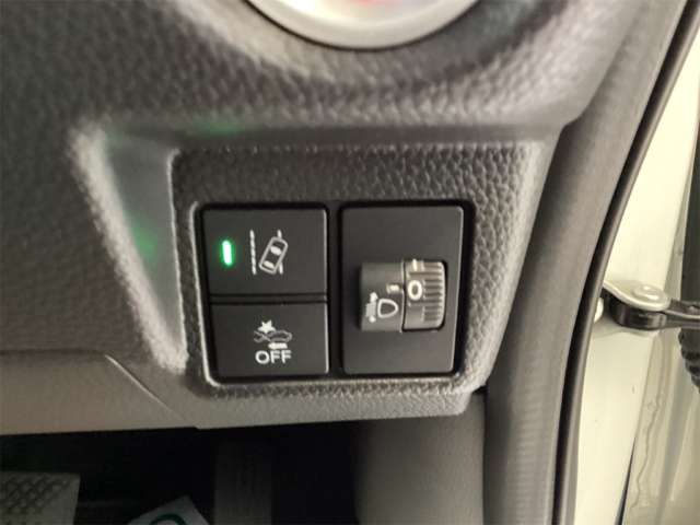 ホンダ Ｎ　ＢＯＸ カスタム ６６０ Ｌ R3年 (近畿) 99