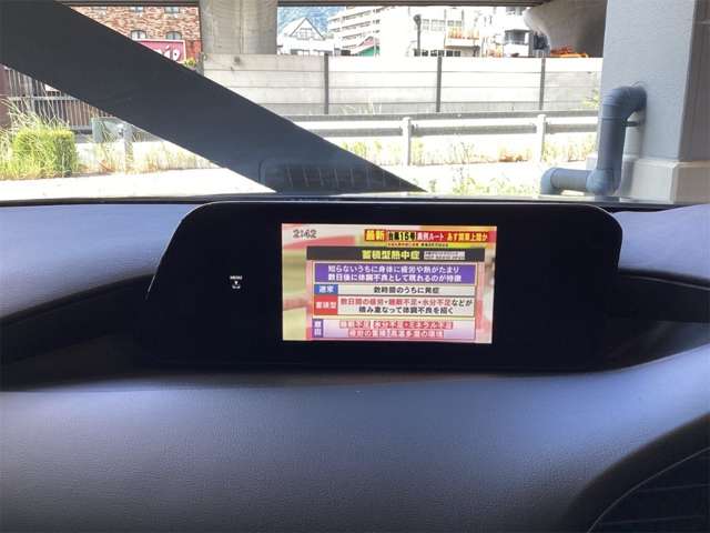 マツダ ＭＡＺＤＡ３　ファストバック ２．０ ２０Ｓ ブラックトーンエディション R4年 (近畿) 99