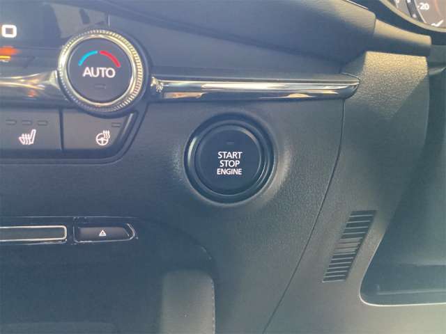 マツダ ＭＡＺＤＡ３　ファストバック ２．０ ２０Ｓ ブラックトーンエディション R4年 (近畿) 99