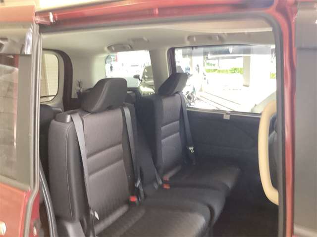 日産 セレナ ２．０ ハイウェイスター Ｖ R4年 (近畿) 99