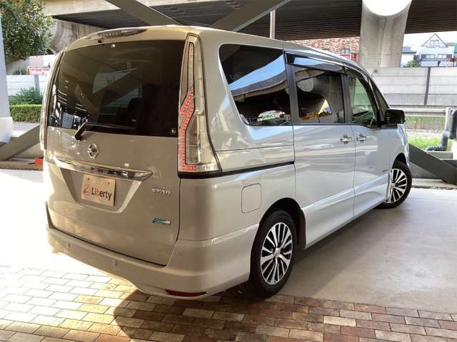 日産 セレナ ２．０ ハイウェイスター Ｓ－ＨＹＢＲＩＤ アドバンストセーフティ パッケージ H27年 (近畿) 99