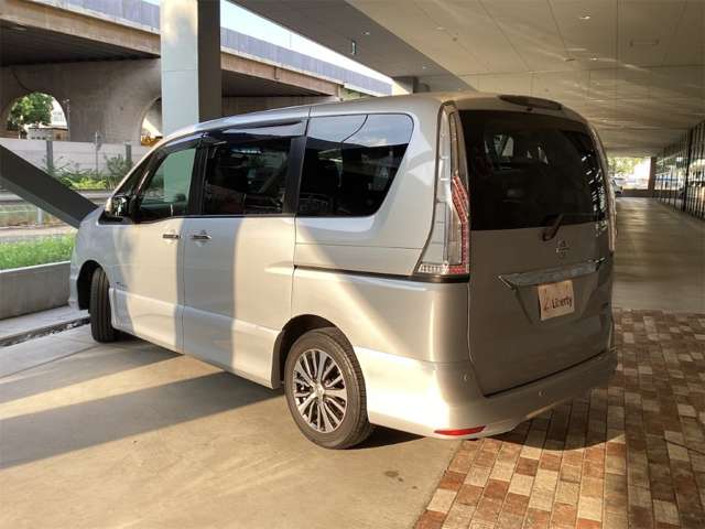 日産 セレナ ２．０ ハイウェイスター Ｓ－ＨＹＢＲＩＤ アドバンストセーフティ パッケージ H27年 (近畿) 99
