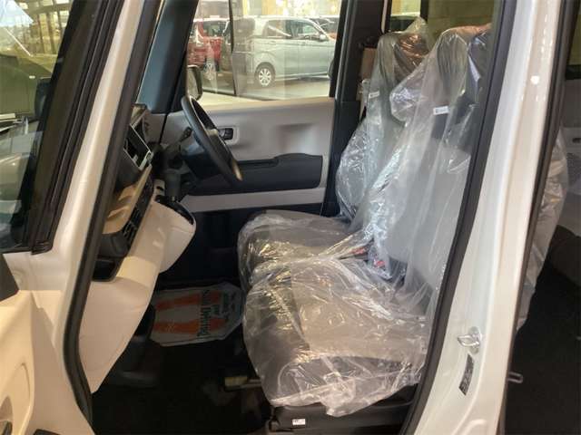 ホンダ Ｎ　ＢＯＸ ６６０ R8年 (近畿) 99