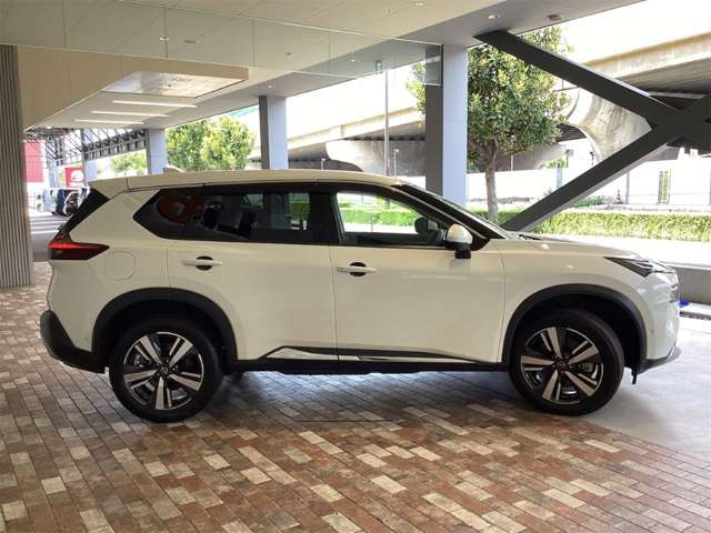 日産 エクストレイル １．５ Ｇ Ｅ－４ＯＲＣＥ ４ＷＤ R5年 (近畿) 99