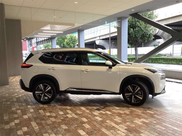 日産 エクストレイル １．５ Ｇ Ｅ－４ＯＲＣＥ ４ＷＤ R5年 (近畿) 99