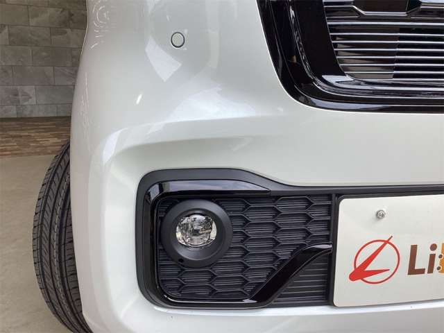 ホンダ Ｎ　ＢＯＸ カスタム ６６０ ブラック スタイル R8年 (近畿) 99