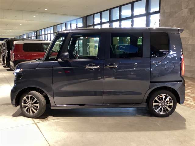 ホンダ Ｎ　ＢＯＸ カスタム ６６０ R8年 (近畿) 99