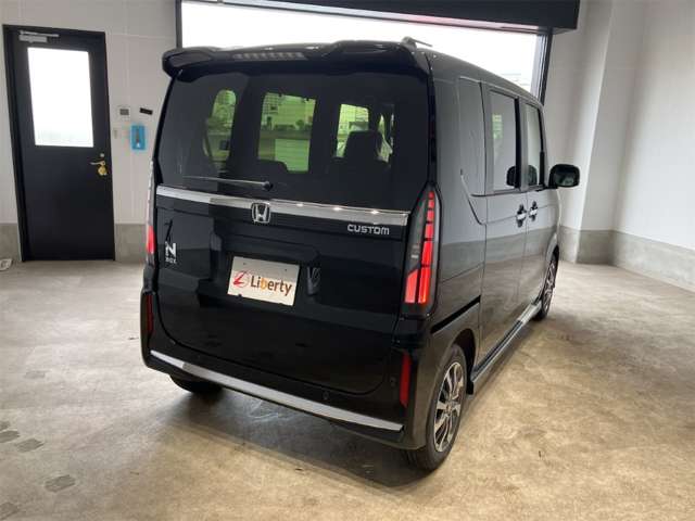ホンダ Ｎ　ＢＯＸ カスタム ６６０ R8年 (近畿) 99