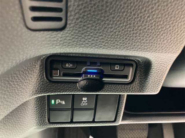 ホンダ Ｎ　ＢＯＸ カスタム ６６０ Ｌ R4年 (近畿) 99