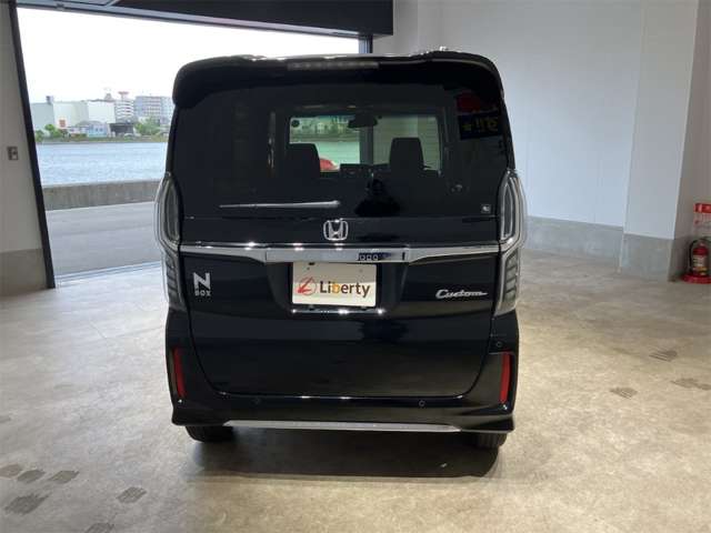 ホンダ Ｎ　ＢＯＸ カスタム ６６０ Ｌ R4年 (近畿) 99