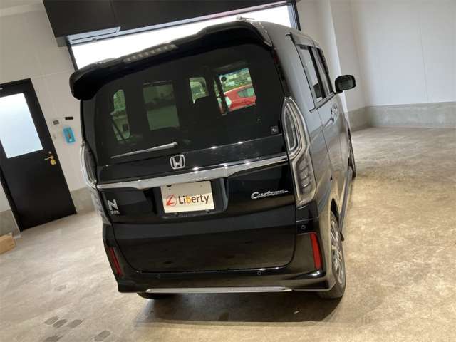 ホンダ Ｎ　ＢＯＸ カスタム ６６０ Ｌ R4年 (近畿) 99