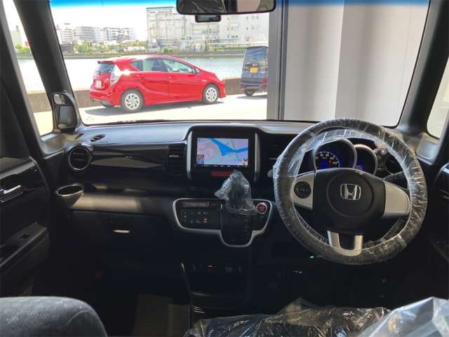 ホンダ Ｎ　ＢＯＸ ６６０ カスタムＧ ＳＳパッケージ H29年 (近畿) 99