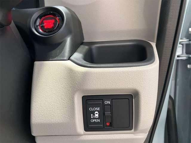 ホンダ Ｎ　ＢＯＸ ６６０ ファッションスタイル モノトーン R8年 (近畿) 99