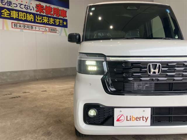 ホンダ Ｎ　ＢＯＸ カスタム ６６０ ターボ ブラック スタイル R8年 (近畿) 99