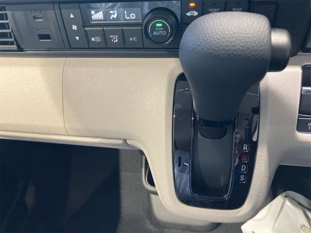 ホンダ Ｎ　ＢＯＸ ６６０ R8年 (近畿) 99