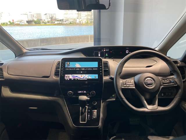 日産 セレナ ２．０ ハイウェイスター Ｖ R3年 (近畿) 99