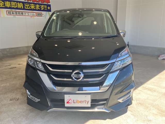 日産 セレナ ２．０ ハイウェイスター ＶセレクションＩＩ R1年 (近畿) 99