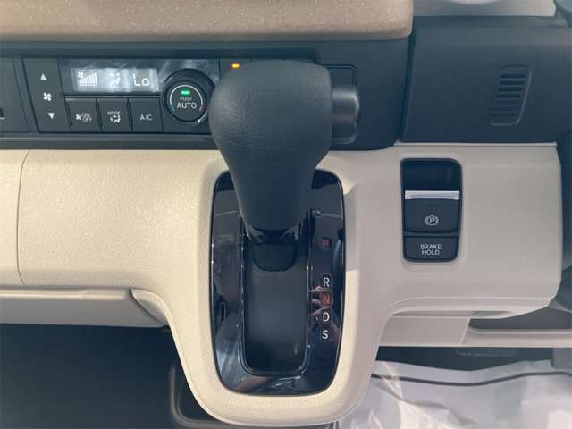 ホンダ Ｎ　ＢＯＸ ６６０ R8年 (近畿) 99