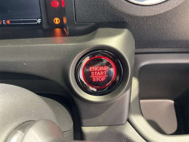 ホンダ Ｎ　ＢＯＸ カスタム ６６０ ブラック スタイル R8年 (近畿) 99