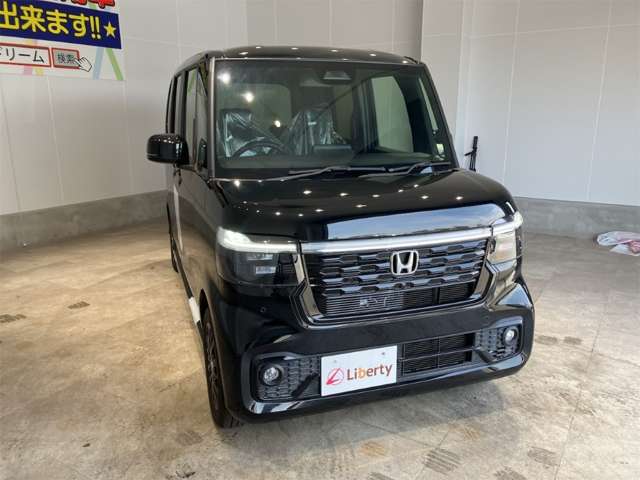 ホンダ Ｎ　ＢＯＸ カスタム ６６０ ブラック スタイル R8年 (近畿) 99