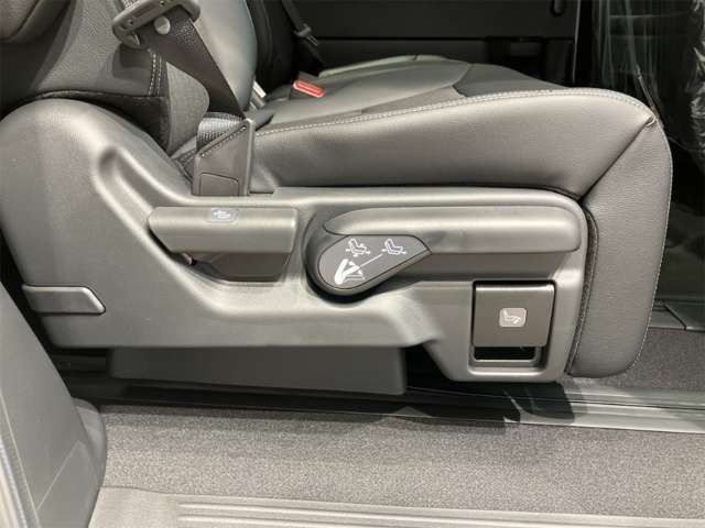 ホンダ ステップワゴン　ハイブリッド ２．０ Ｅ：ＨＥＶ スパーダ R8年 (近畿) 99
