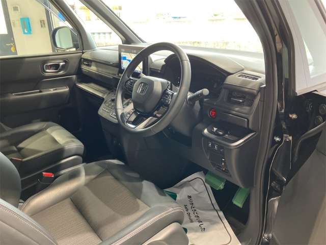 ホンダ ステップワゴン　ハイブリッド ２．０ Ｅ：ＨＥＶ スパーダ R5年 (近畿) 99