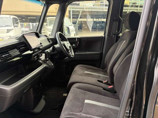 ホンダ Ｎ　ＢＯＸ カスタム ６６０ Ｌ R3年 () 99