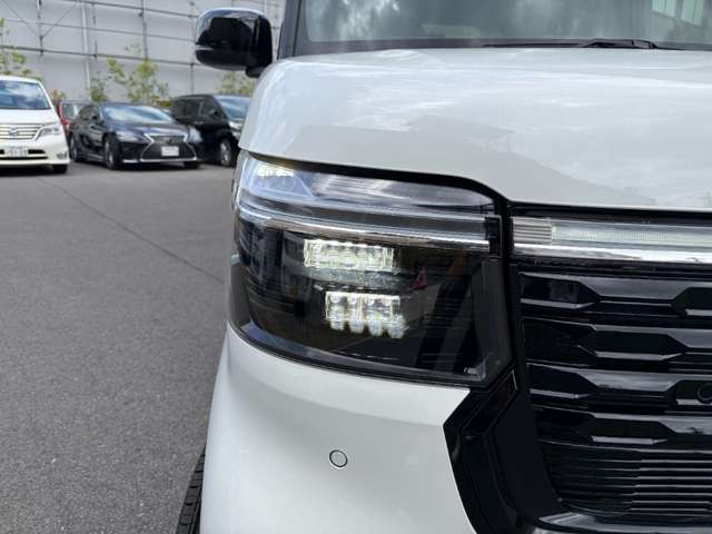 ホンダ Ｎ　ＢＯＸ カスタム ６６０ ブラック スタイル R8年 (近畿) 99