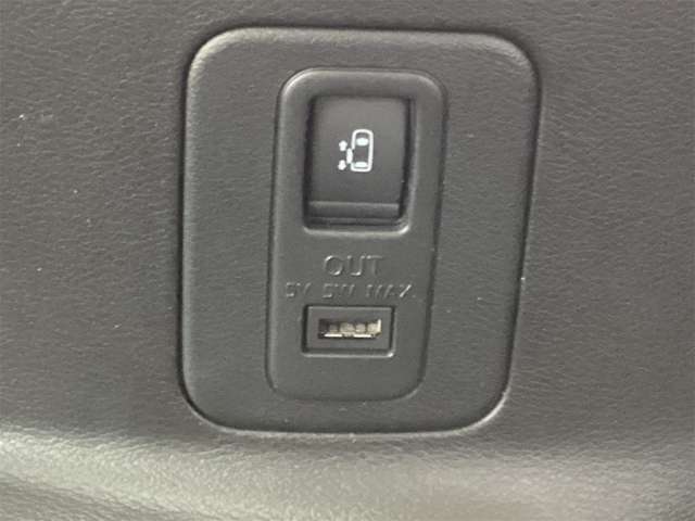日産 セレナ １．２ Ｅ－ＰＯＷＥＲ ハイウェイスター Ｖ H30年 (近畿) 99