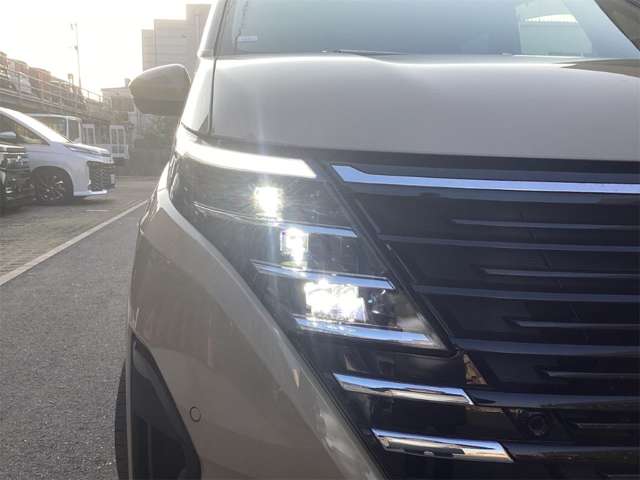 日産 セレナ １．４ Ｅ－ＰＯＷＥＲ ハイウェイスターＶ R5年 (近畿) 99