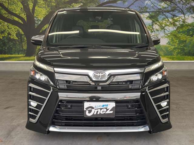 トヨタ ヴォクシー ２．０ ＺＳ 煌ＩＩＩ R3年 (近畿) 99