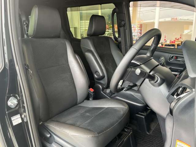 トヨタ ヴォクシー ２．０ ＺＳ 煌ＩＩＩ R3年 () 99