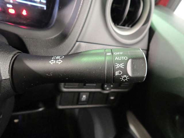 日産 ノート １．２ Ｅ－ＰＯＷＥＲ Ｘ R1年 () 99