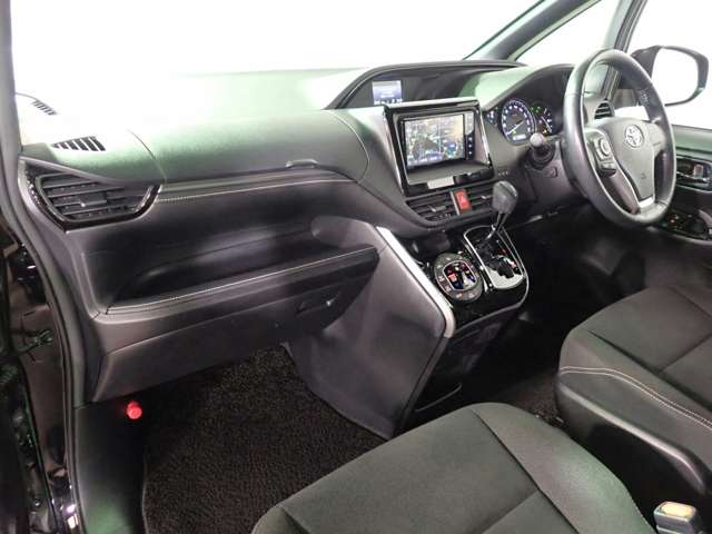 トヨタ エスクァイア ２．０ ＸＩ R1年 () 99