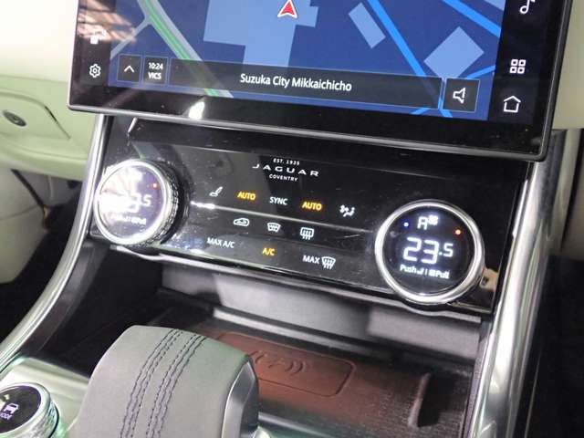 ジャガー ＸＦ Ｒダイナミック ＳＥ ２．０Ｌ Ｄ２００ ディーゼルターボ ４ＷＤ R3年 () 99