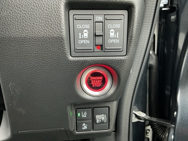 ホンダ Ｎ　ＢＯＸ カスタム ６６０ Ｌ ターボ スタイルプラス ブラック R5年 (近畿) 99