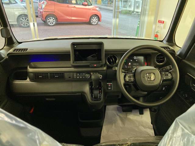 ホンダ Ｎ　ＢＯＸ カスタム ６６０ R8年 (四国) 99