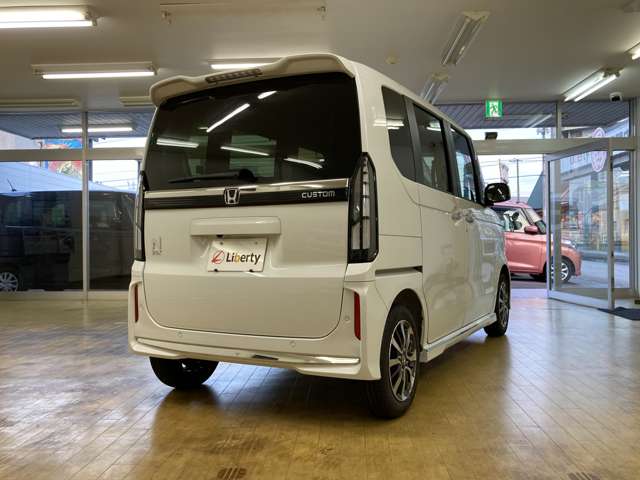 ホンダ Ｎ　ＢＯＸ カスタム ６６０ R8年 (四国) 99