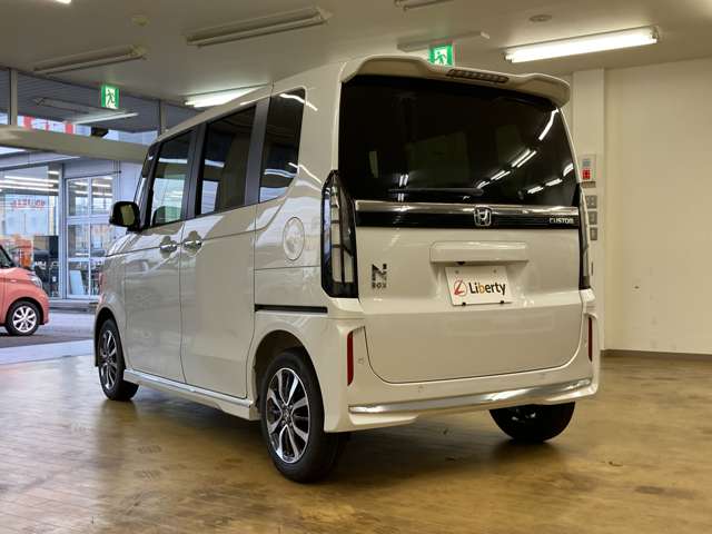 ホンダ Ｎ　ＢＯＸ カスタム ６６０ R8年 (四国) 99