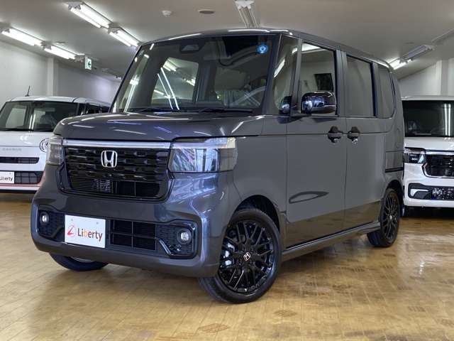 ホンダ Ｎ　ＢＯＸ カスタム ６６０ ブラック スタイル R8年 (四国) 99