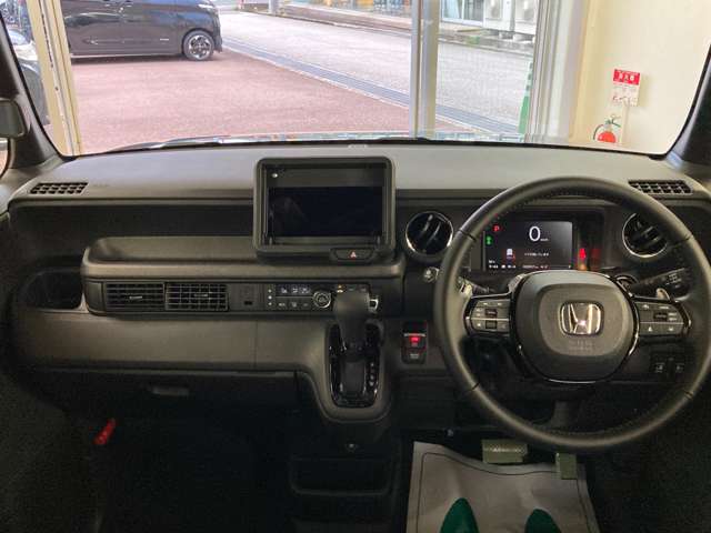 ホンダ Ｎ　ＢＯＸ カスタム ６６０ ターボ R8年 (四国) 99