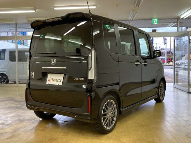ホンダ Ｎ　ＢＯＸ カスタム ６６０ ターボ R8年 (四国) 99