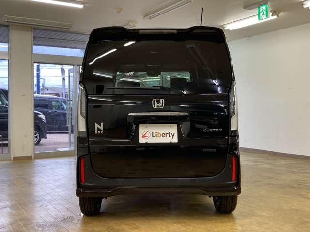 ホンダ Ｎ　ＢＯＸ カスタム ６６０ ターボ R8年 (四国) 99
