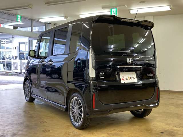ホンダ Ｎ　ＢＯＸ カスタム ６６０ ターボ R8年 (四国) 99