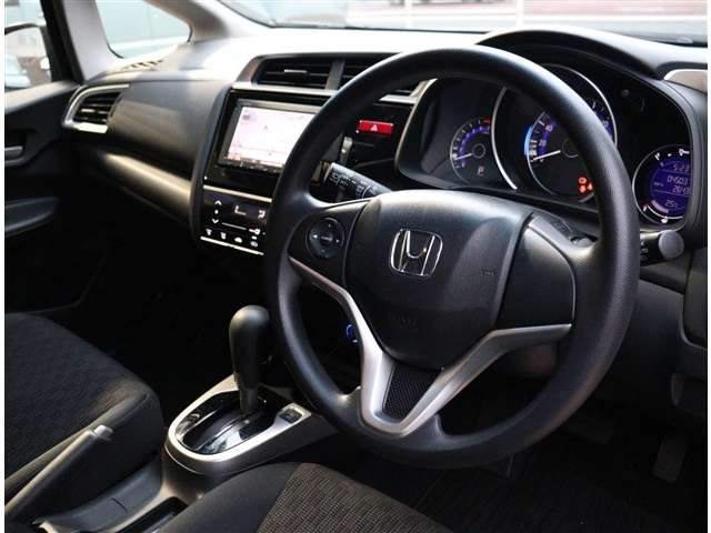 ホンダ フィット １．３ １３Ｇ Ｌパッケージ H26年 (関東) 99
