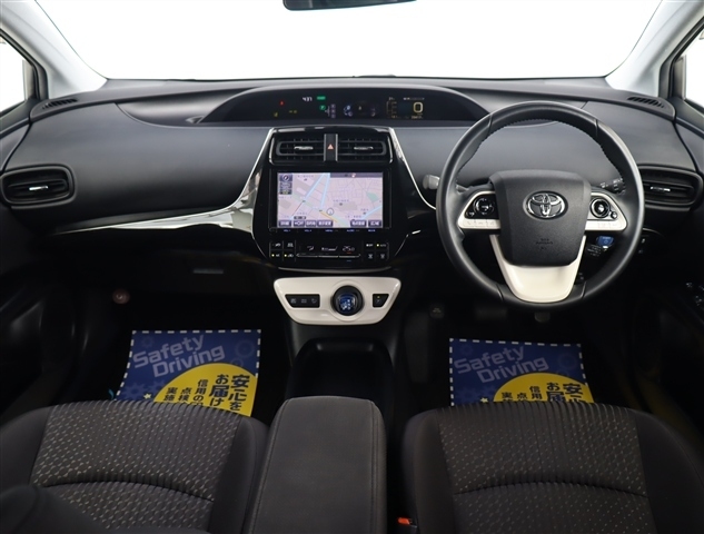 トヨタ プリウス １．８ Ｓ H29年 () 99
